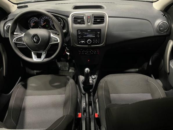 Renault Logan II Рестайлинг с пробегом 2019 года, цена 999 000 рублей, 87135 км, седан, Автокод Объявления