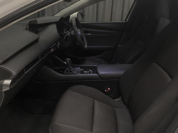 Mazda 3 IV (BP) с пробегом 2020 года, цена 1 600 000 рублей, 112000 км, седан, Автокод Объявления