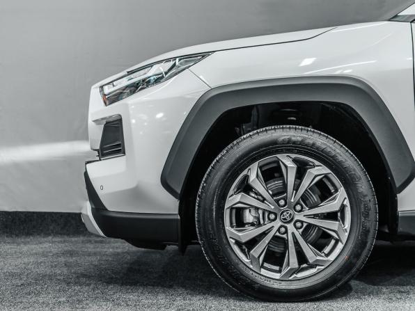 Новый Toyota RAV4 V (XA50) 2025 года, цена 5 500 000 рублей, внедорожник, Автокод Объявления