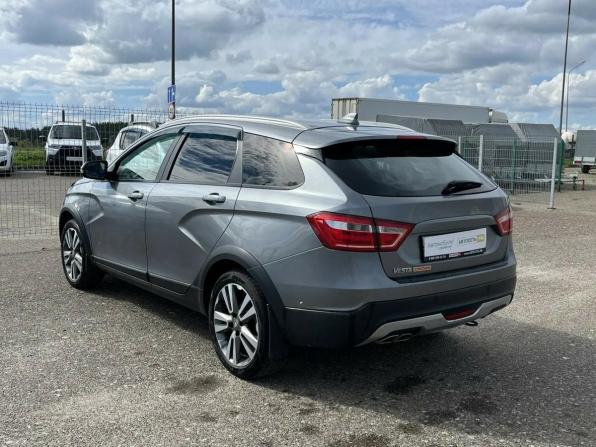 Lada (ВАЗ) Vesta I с пробегом 2021 года, цена 1 119 256 рублей, 101718 км, универсал, Автокод Объявления