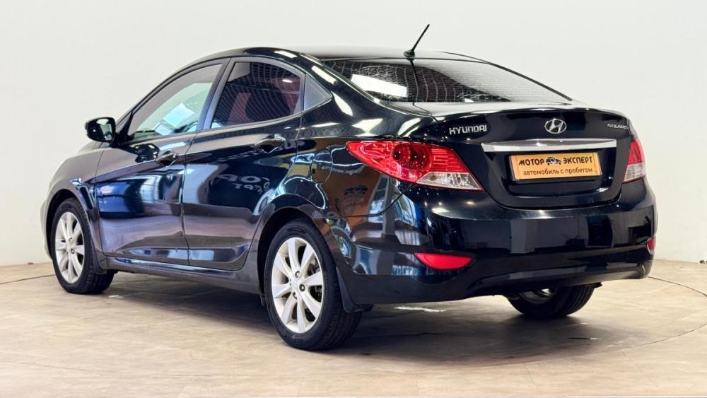 Hyundai Solaris I Киров  - изображение 3
