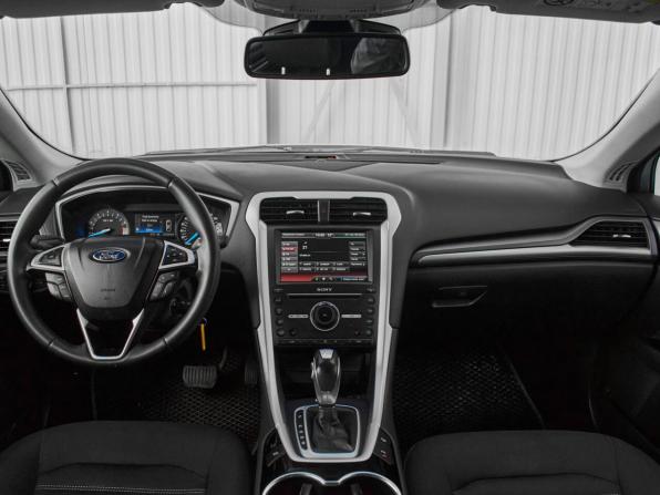 Ford Mondeo V с пробегом 2015 года, цена 1 190 000 рублей, 125292 км, седан, Автокод Объявления