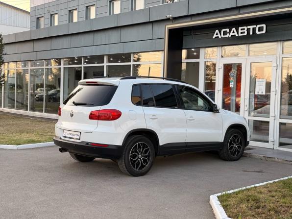 Volkswagen Tiguan I Рестайлинг с пробегом 2012 года, цена 990 000 рублей, 160000 км, внедорожник, Автокод Объявления