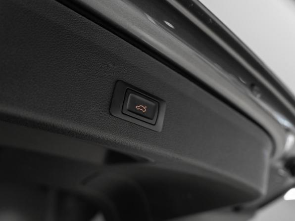 Audi Q5 I (8R) Рестайлинг с пробегом 2013 года, цена 1 845 000 рублей, 202300 км, внедорожник, Автокод Объявления