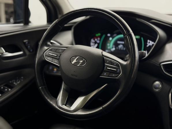 Hyundai Santa Fe IV с пробегом 2019 года, цена 3 300 000 рублей, 119000 км, внедорожник, Автокод Объявления