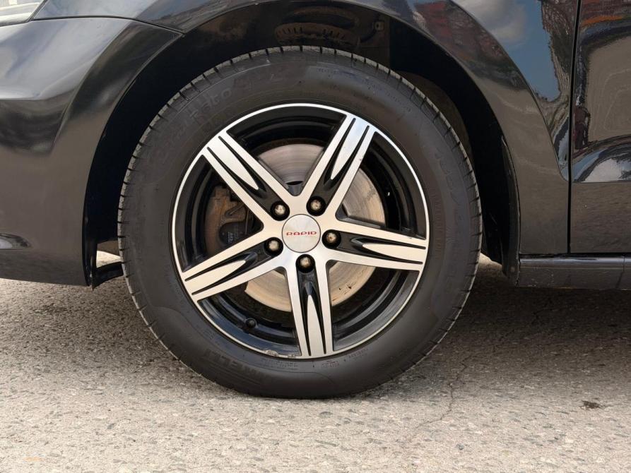 Volkswagen Polo V Рестайлинг Пермь  - изображение 24