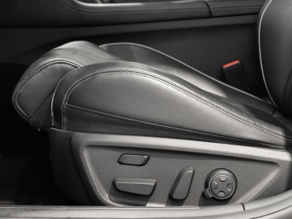 Genesis G70 I Рестайлинг с пробегом 2021 года, цена 4 200 000 рублей, 53592 км, седан, Автокод Объявления