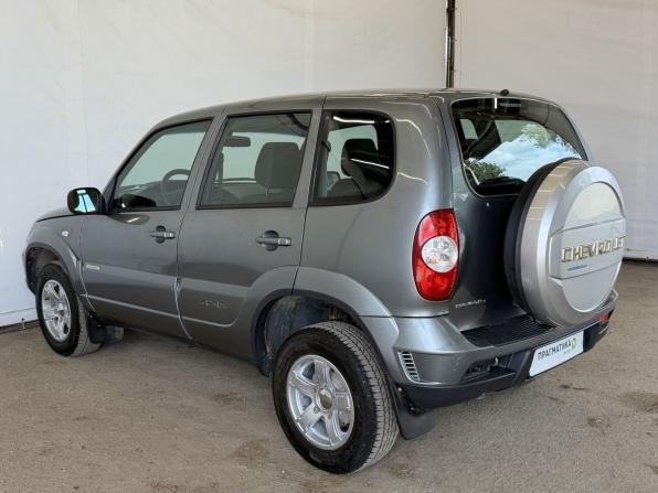 Chevrolet Niva I Рестайлинг с пробегом 2016 года, цена 670 000 рублей, 79500 км, внедорожник, Автокод Объявления
