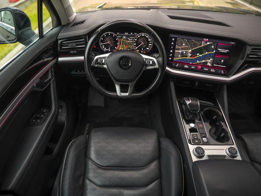 Volkswagen Touareg III Санкт-Петербург  - изображение 14
