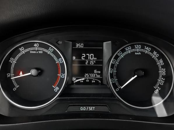 Skoda Rapid I Рестайлинг с пробегом 2019 года, цена 760 000 рублей, 257323 км, лифтбек, Автокод Объявления