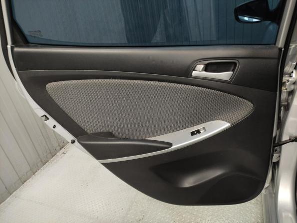 Hyundai Solaris I с пробегом 2014 года, цена 905 000 рублей, 169066 км, седан, Автокод Объявления