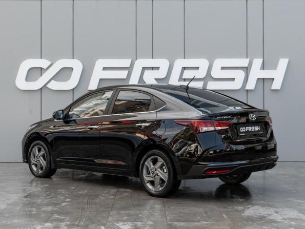 Hyundai Solaris II Рестайлинг с пробегом 2021 года, цена 1 790 000 рублей, 85113 км, седан, Автокод Объявления