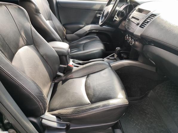 Mitsubishi Outlander II Рестайлинг с пробегом 2011 года, цена 1 089 000 рублей, 223400 км, внедорожник, Автокод Объявления