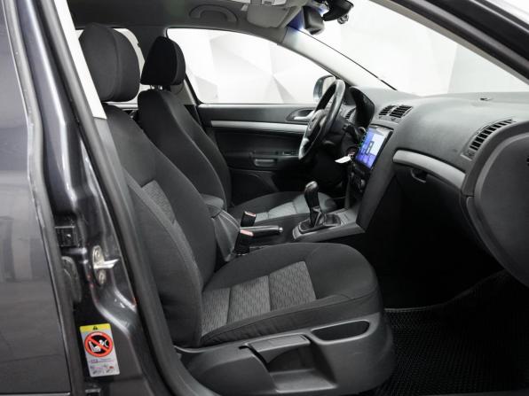 Skoda Octavia II (A5) Рестайлинг с пробегом 2012 года, цена 773 000 рублей, 180000 км, лифтбек, Автокод Объявления