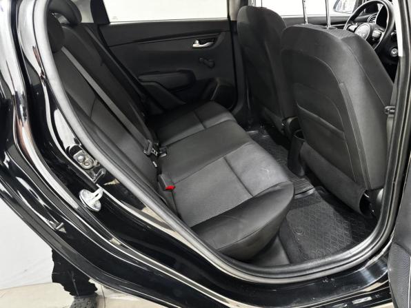 Kia Rio IV Рестайлинг с пробегом 2021 года, цена 1 690 000 рублей, 55874 км, седан, Автокод Объявления