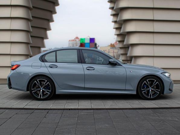 BMW 3 серии VII (G2x) Рестайлинг с пробегом 2023 года, цена 4 909 000 рублей, 48515 км, седан, Автокод Объявления