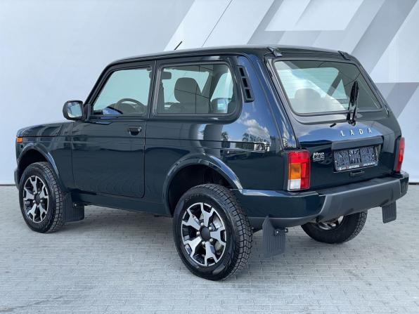 Lada (ВАЗ) Niva Legend с пробегом 2024 года, цена 1 018 000 рублей, 4977 км, внедорожник, Автокод Объявления