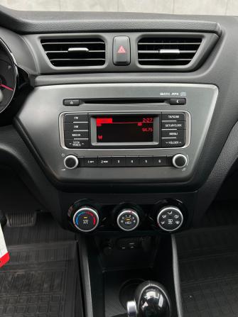 Kia Rio III Рестайлинг с пробегом 2017 года, цена 1 185 000 рублей, 104400 км, седан, Автокод Объявления