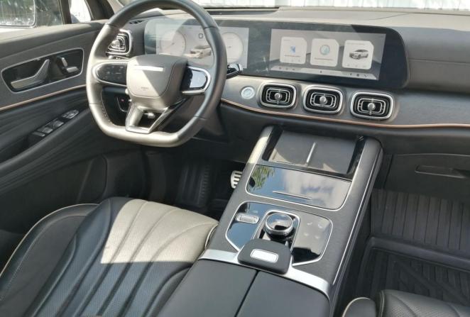 Jaecoo J8 с пробегом 2024 года, цена 2 958 000 рублей, 17946 км, внедорожник, Автокод Объявления