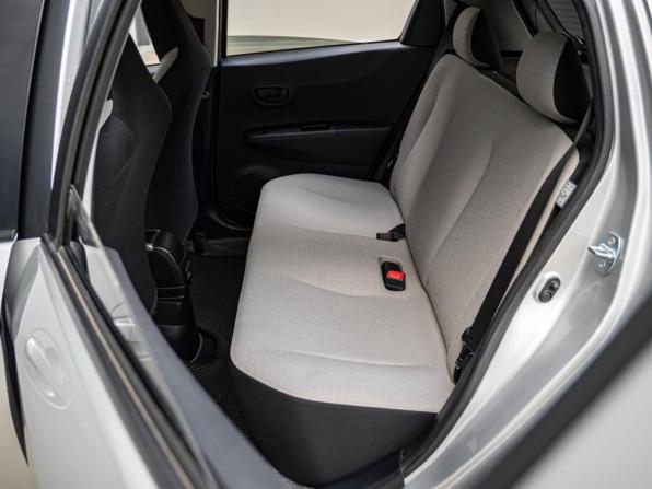Toyota Vitz III (XP130) с пробегом 2012 года, цена 895 000 рублей, 77212 км, хэтчбек, Автокод Объявления