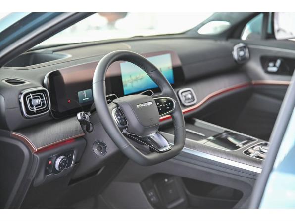 Новый Jaecoo J8 2026 года, цена 4 599 000 рублей, внедорожник, Автокод Объявления