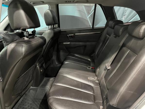 Hyundai Santa Fe II Рестайлинг с пробегом 2010 года, цена 1 174 000 рублей, 252136 км, внедорожник, Автокод Объявления