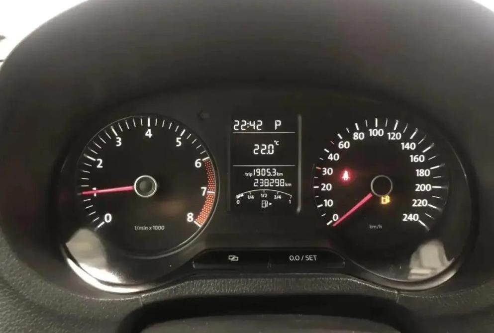 Volkswagen Polo V Астрахань  - изображение 15