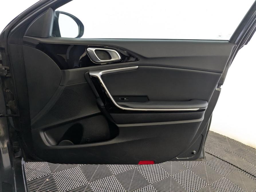 Kia Ceed III Москва  - изображение 23