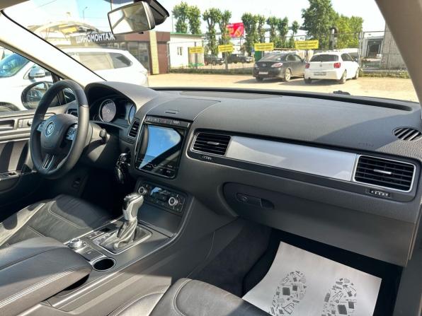 Volkswagen Touareg II Рестайлинг с пробегом 2015 года, цена 2 170 000 рублей, 213229 км, внедорожник, Автокод Объявления