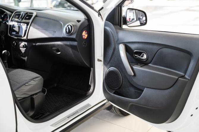 Renault Sandero II Рестайлинг с пробегом 2020 года, цена 1 300 000 рублей, 81981 км, хэтчбек, Автокод Объявления