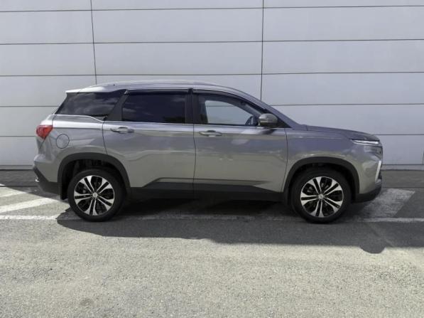 Chevrolet Captiva II с пробегом 2022 года, цена 1 880 000 рублей, 27400 км, внедорожник, Автокод Объявления