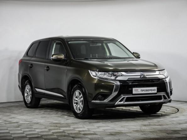 Mitsubishi Outlander III Рестайлинг 3 с пробегом 2020 года, цена 1 789 000 рублей, 182095 км, внедорожник, Автокод Объявления