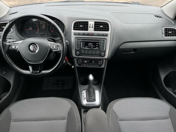 Volkswagen Polo V Рестайлинг с пробегом 2017 года, цена 1 290 000 рублей, 70694 км, седан, Автокод Объявления