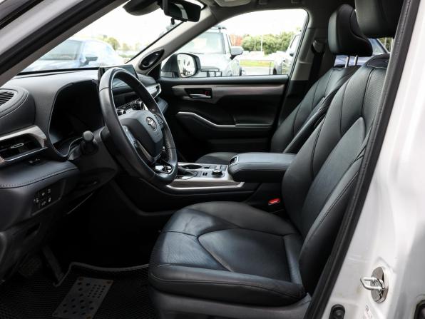 Toyota Highlander IV (XU70) с пробегом 2025 года, цена 4 998 000 рублей, 17849 км, внедорожник, Автокод Объявления