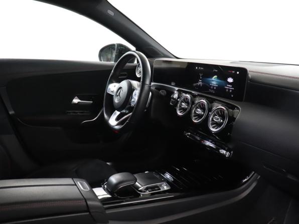 Mercedes-Benz CLA II (C118 X118) с пробегом 2019 года, цена 3 249 900 рублей, 62663 км, седан, Автокод Объявления