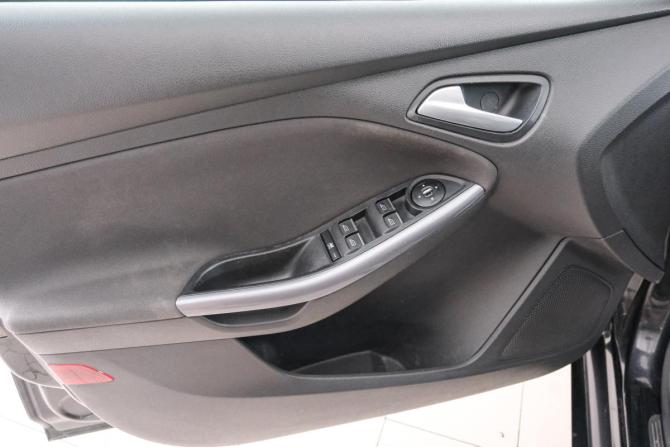 Ford Focus III с пробегом 2012 года, цена 749 000 рублей, 181018 км, хэтчбек, Автокод Объявления