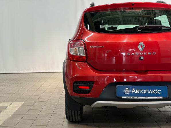Renault Sandero II с пробегом 2017 года, цена 660 000 рублей, 148023 км, хэтчбек, Автокод Объявления