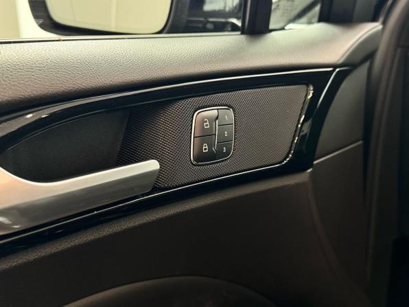 Ford Mondeo V Рестайлинг с пробегом 2019 года, цена 1 950 000 рублей, 214443 км, универсал, Автокод Объявления