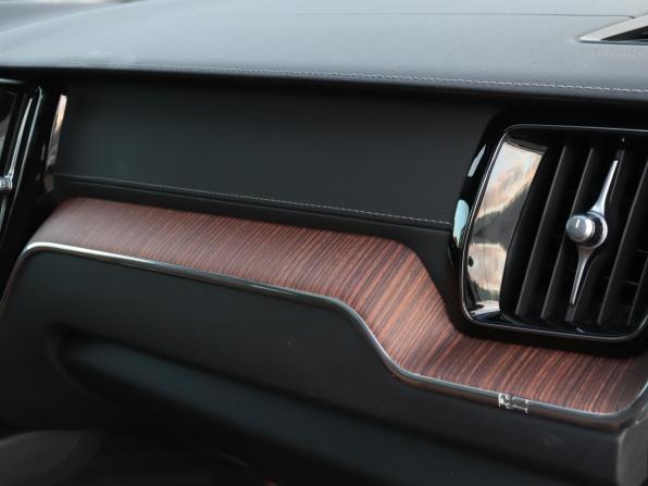Volvo XC60 II с пробегом 2020 года, цена 4 990 000 рублей, 13062 км, внедорожник, Автокод Объявления