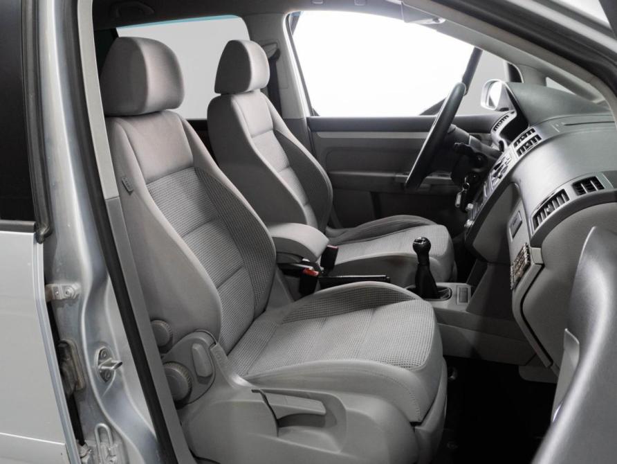 Volkswagen Touran I Тюмень  - изображение 8