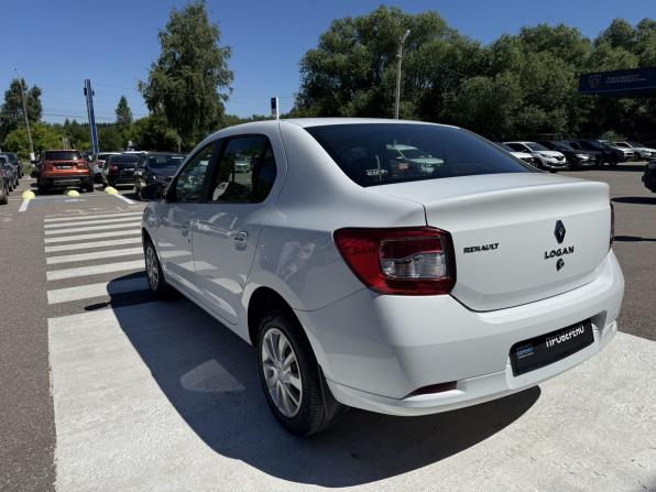 Renault Logan II с пробегом 2016 года, цена 920 000 рублей, 60200 км, седан, Автокод Объявления