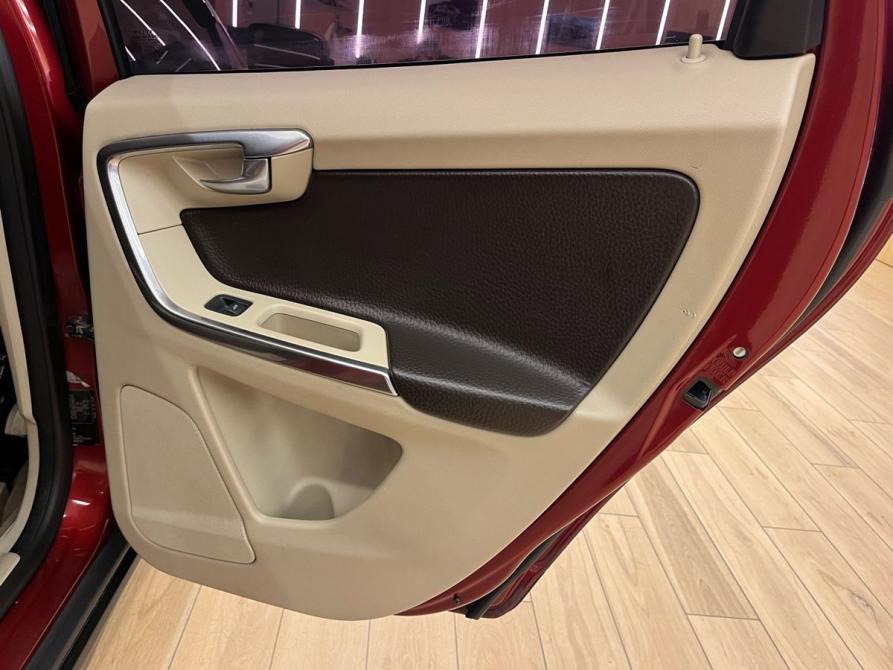 Volvo XC60 I Санкт-Петербург  - изображение 14