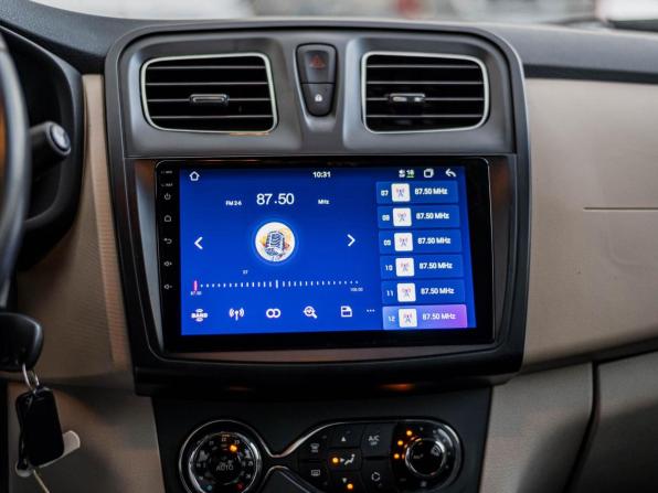 Renault Logan II с пробегом 2016 года, цена 699 000 рублей, 183418 км, седан, Автокод Объявления