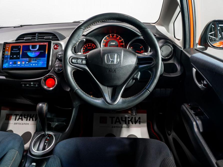 Honda Fit II Чита  - изображение 8