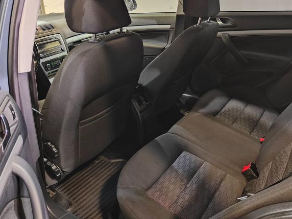 Skoda Octavia II (A5) Рестайлинг с пробегом 2012 года, цена 839 000 рублей, 190843 км, лифтбек, Автокод Объявления