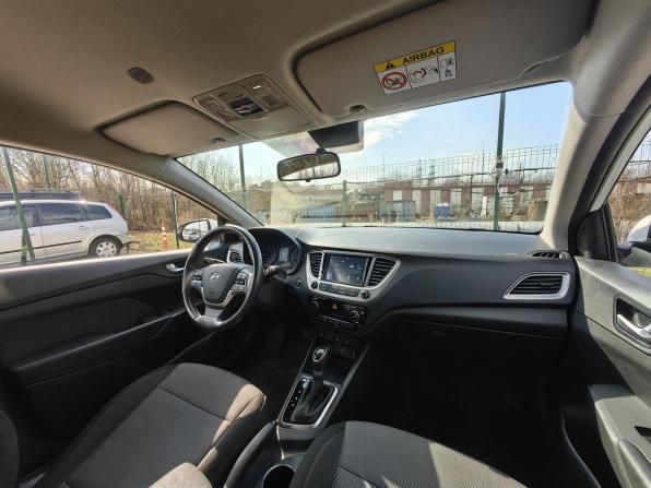 Hyundai Solaris II с пробегом 2020 года, цена 1 649 000 рублей, 61000 км, седан, Автокод Объявления