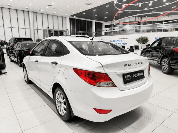 Hyundai Solaris I с пробегом 2013 года, цена 480 000 рублей, 292234 км, седан, Автокод Объявления