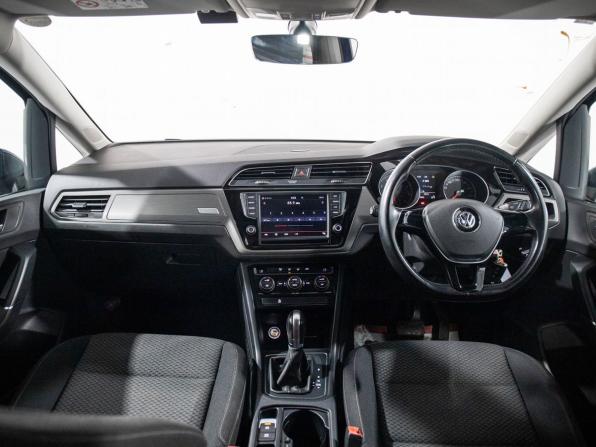 Volkswagen Touran II с пробегом 2016 года, цена 1 350 000 рублей, 121844 км, компактвэн, Автокод Объявления