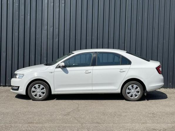 Skoda Rapid I Рестайлинг с пробегом 2019 года, цена 1 340 000 рублей, 186000 км, лифтбек, Автокод Объявления