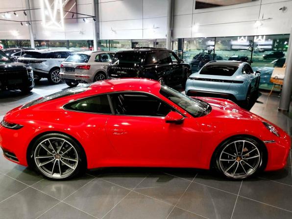 Porsche 911 VIII (992) с пробегом 2019 года, цена 13 350 000 рублей, 31606 км, купе, Автокод Объявления